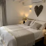 Vakantiehuis Front House 'casa Neen' *