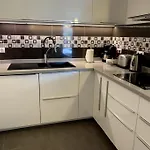 Front House 'casa Neen'