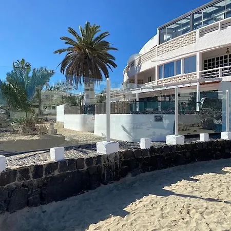 Front House 'casa Neen' Vakantiehuis
